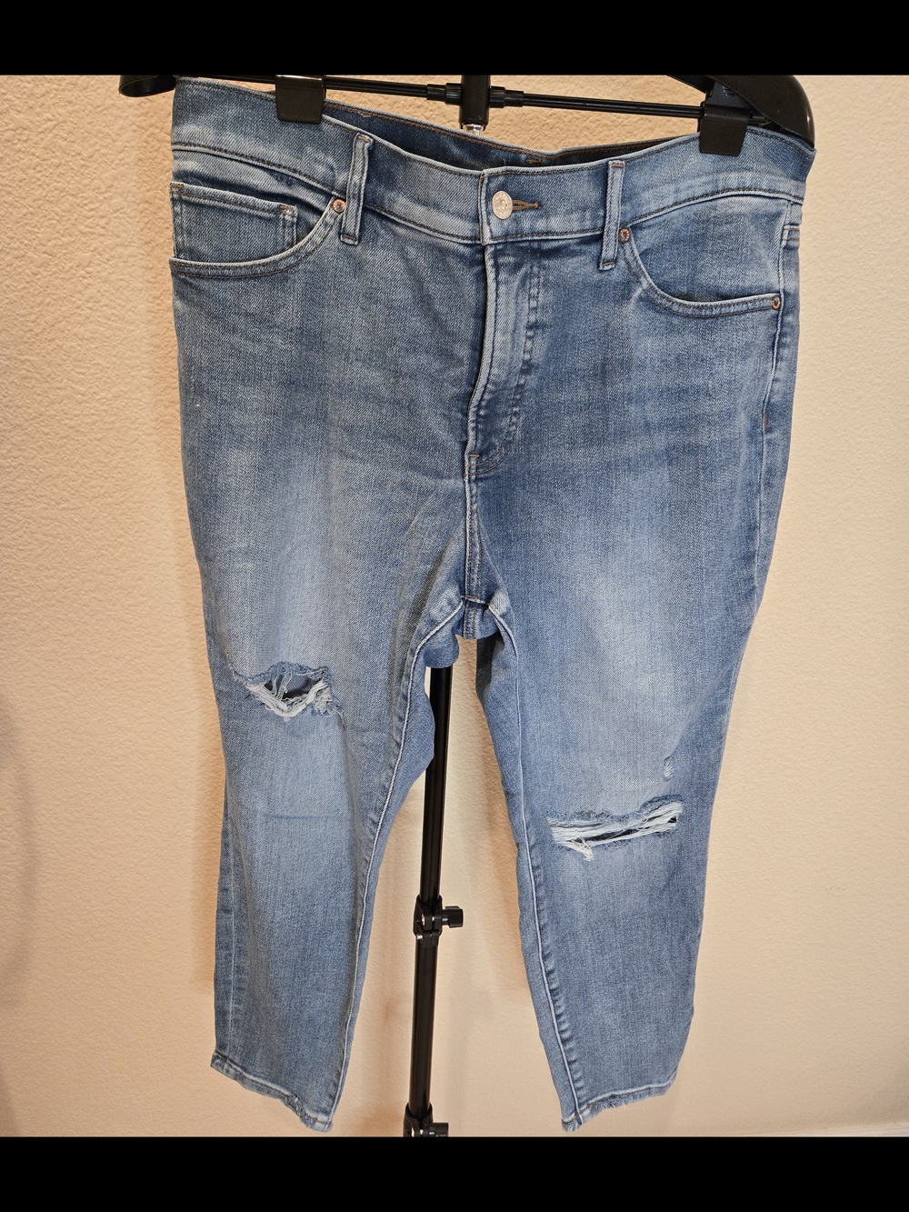 Express Women's High Rise Jeans Size 12 Short